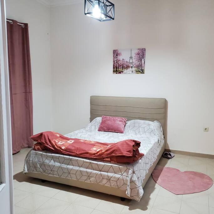 Home Away From Home_3Br At Maniatika_14Min Walk To The Port ピレウス エクステリア 写真